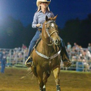 Meet your Posher, Kelsey